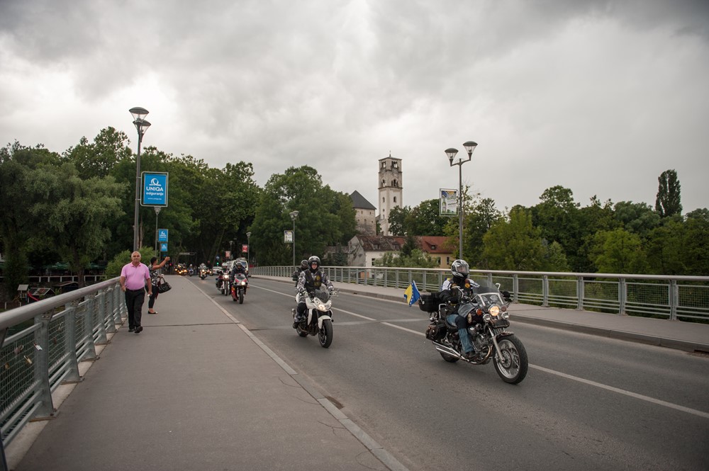 Bihać - Fotografija Prva