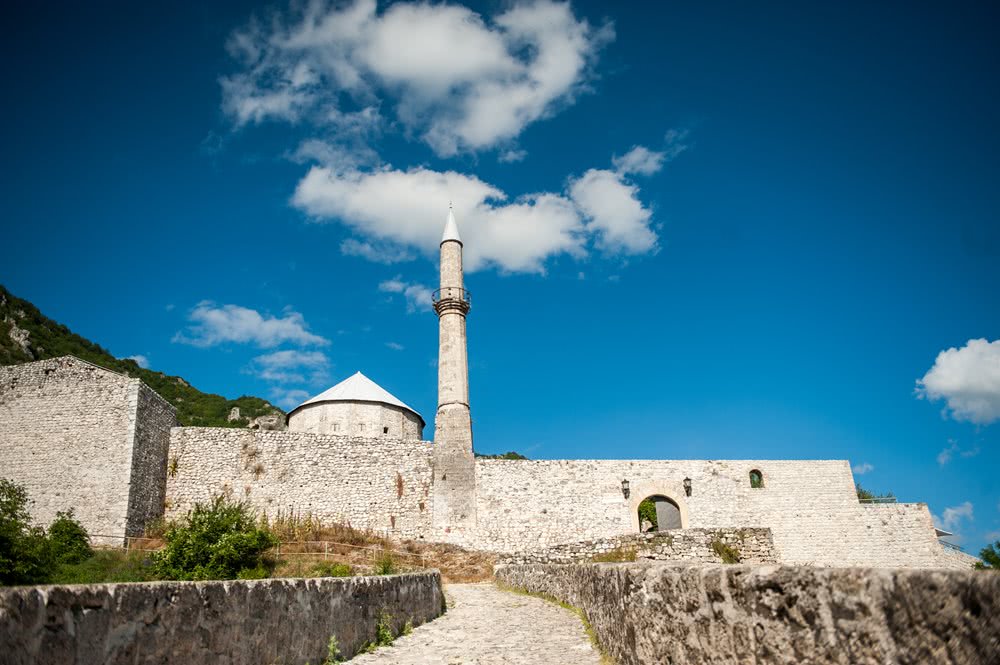 Travnik - Fotografija Sedma